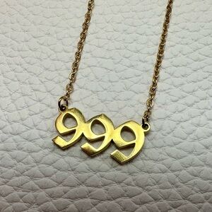 999 Angel Number Necklace - Closure